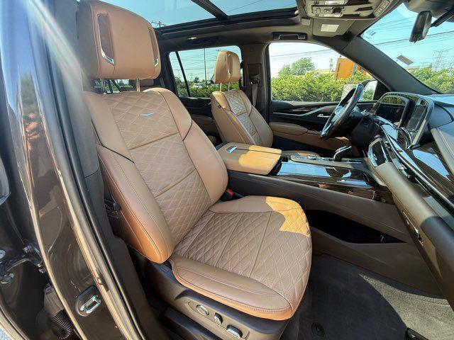 Photo of 2021 Other Cadillac Escalade ESV
