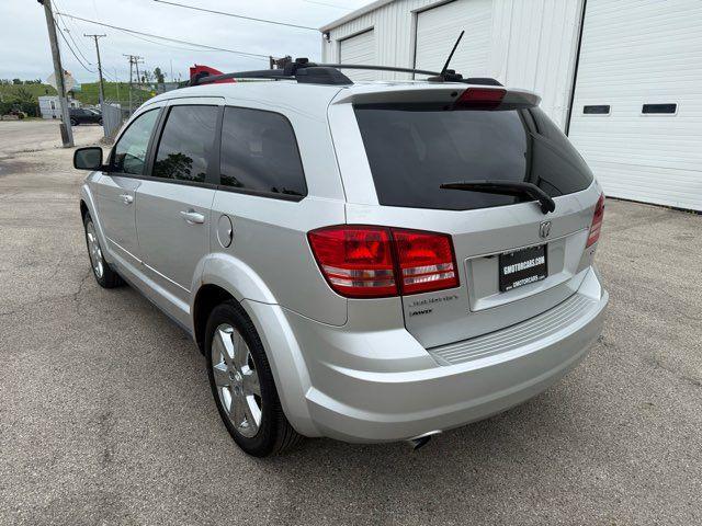 Photo of 2009 Silver Dodge Journey