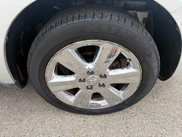 Photo of 2009 Silver Dodge Journey
