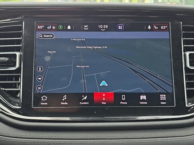 Photo of 2022 DB Black Crystal Clearcoat Dodge Durango