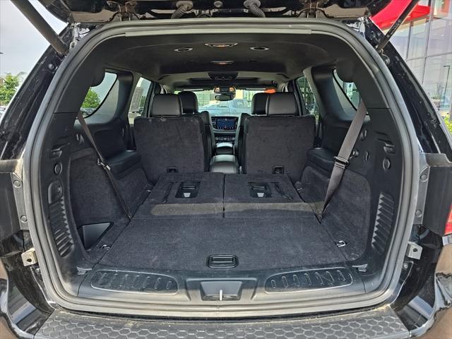 Photo of 2022 DB Black Crystal Clearcoat Dodge Durango
