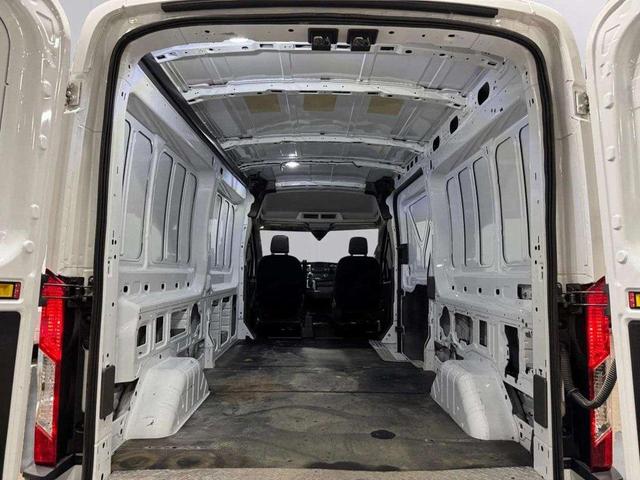 Photo of 2020 Oxford White Ford Transit-250