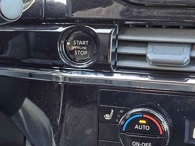 Photo of 2025 Super Black Nissan Pathfinder