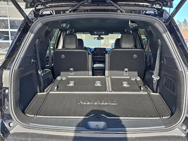 Photo of 2025 Super Black Nissan Pathfinder