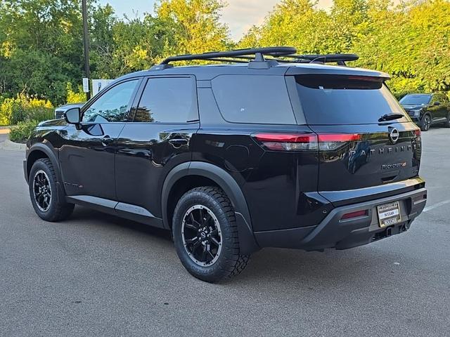 Photo of 2025 Super Black Nissan Pathfinder