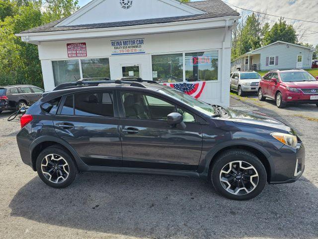 Photo of 2017 Dark Gray Metallic Subaru Crosstrek