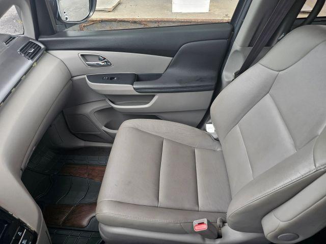 Photo of 2014 Gray Honda Odyssey