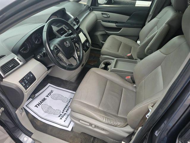 Photo of 2014 Gray Honda Odyssey
