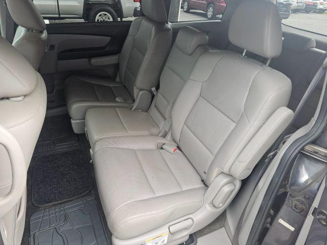 Photo of 2014 Gray Honda Odyssey