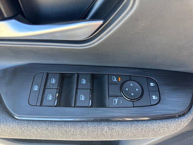 Photo of 2026 Super Black Nissan Kicks