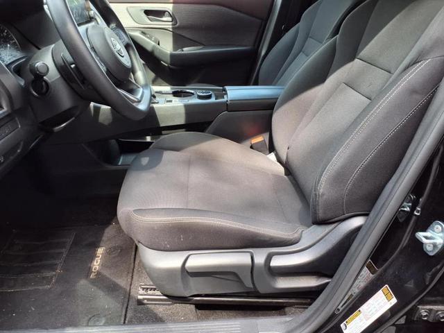 Photo of 2023 Super Black Nissan Rogue