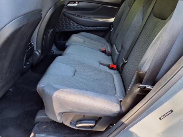 Photo of 2023 Hampton Gray Metallic Hyundai SANTA FE