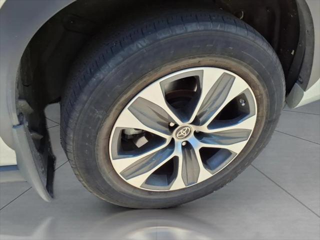 Photo of 2023 Celestial Silver Toyota Highlander