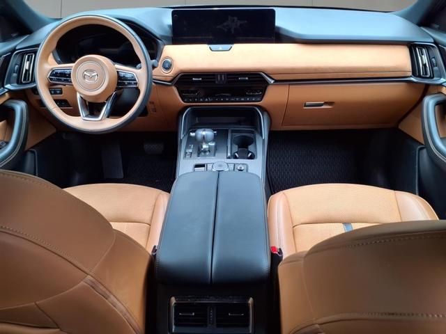 Photo of 2024 Deep Crystal Blue Mica Mazda CX-90