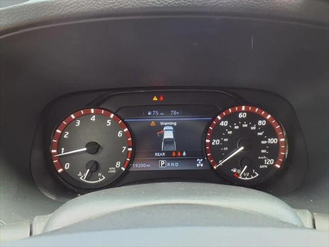 Photo of 2023 Glacier White Nissan Frontier