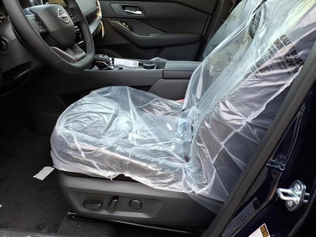 Photo of 2026 Deep Ocean Blue Pearl Nissan Rogue