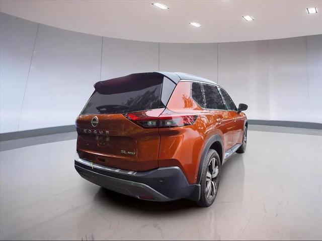 Photo of 2023 Super Black Nissan Rogue