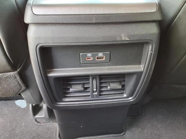 Photo of 2024 Super Black Nissan Murano
