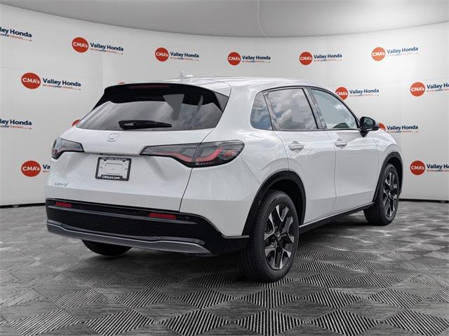 Photo of 2026 Platinum White Pearl Honda HR-V