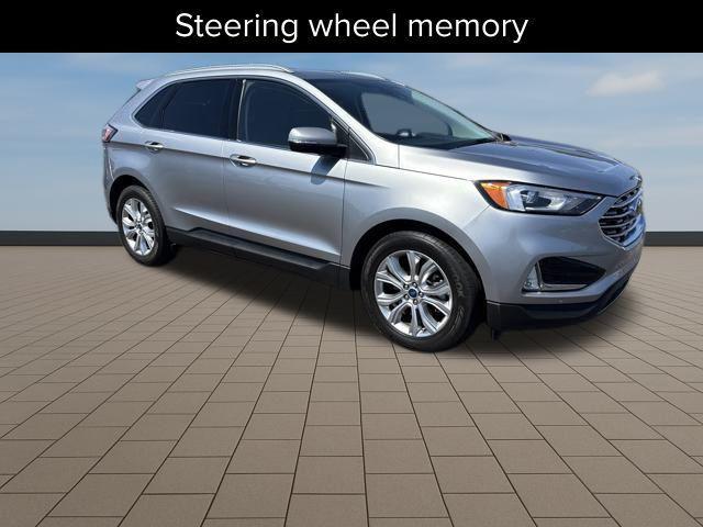 Photo of 2020 Iconic Silver Metallic Ford Edge