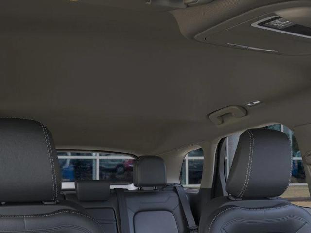 Photo of 2025 Infinite Black Metallic Clearcoat Lincoln Corsair