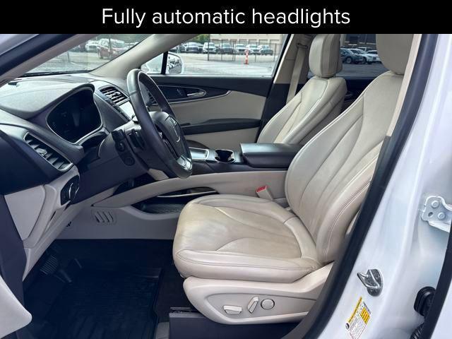 Photo of 2020 Pristine White Lincoln Nautilus