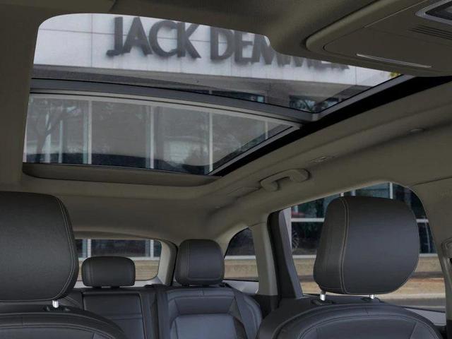 Photo of 2025 Infinite Black Metallic Clearcoat Lincoln Nautilus