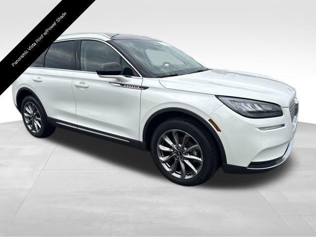 Photo of 2022 Pristine White MET 3C Lincoln Corsair