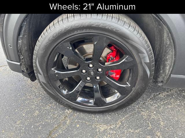 Photo of 2023 Black Metallic Ford Explorer