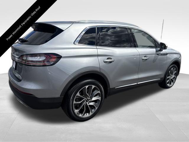 Photo of 2022 Silver Radiance Metallic Clearcoat Lincoln Nautilus