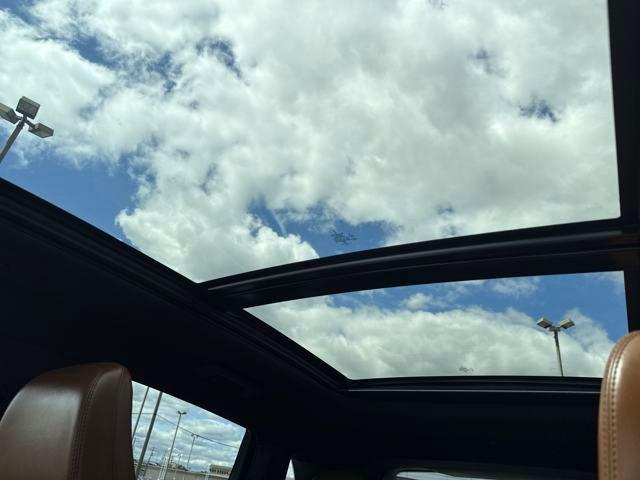 Photo of 2022 Silver Radiance Metallic Clearcoat Lincoln Nautilus
