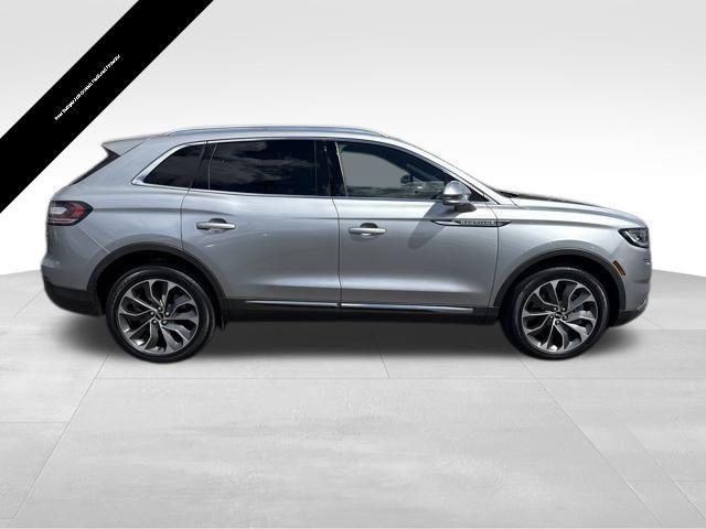 Photo of 2022 Silver Radiance Metallic Clearcoat Lincoln Nautilus