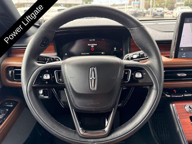 Photo of 2023 Infinite Black MET Lincoln Aviator