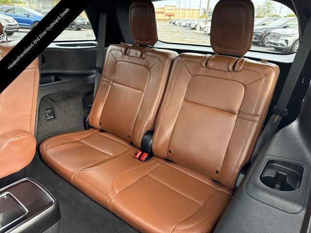 Photo of 2023 Infinite Black MET Lincoln Aviator