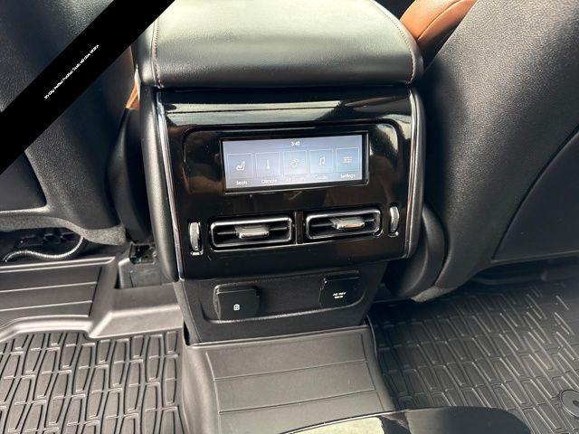 Photo of 2023 Infinite Black MET Lincoln Aviator