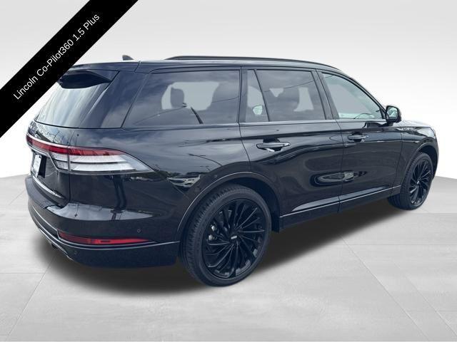 Photo of 2023 Infinite Black MET Lincoln Aviator