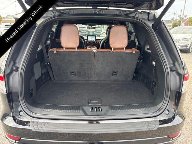 Photo of 2023 Infinite Black MET Lincoln Aviator