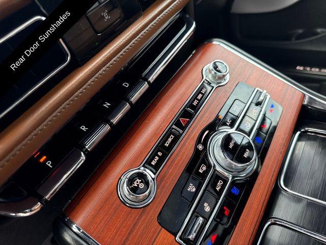 Photo of 2023 Infinite Black MET Lincoln Aviator
