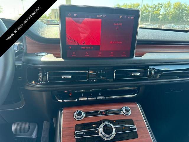 Photo of 2023 Infinite Black MET Lincoln Aviator