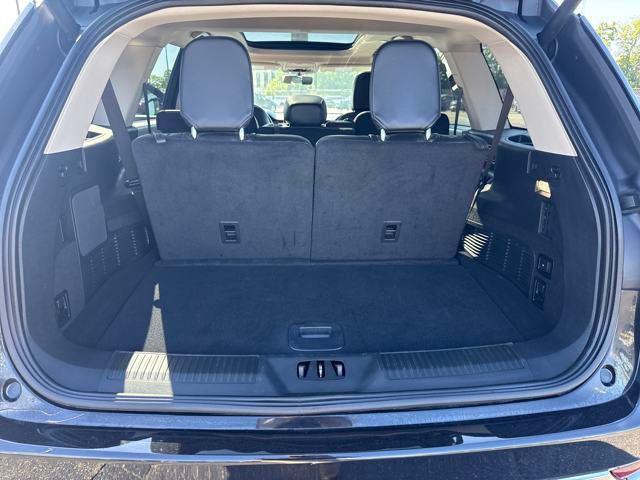 Photo of 2023 Infinite Black MET Lincoln Aviator