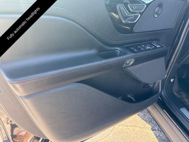 Photo of 2023 Infinite Black MET Lincoln Aviator