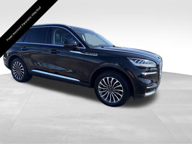 Photo of 2023 Infinite Black MET Lincoln Aviator