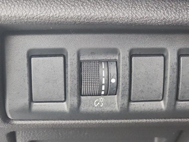 Photo of 2024 Crystal White Pearl Subaru Outback