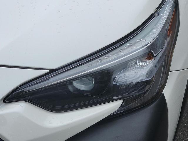 Photo of 2024 Crystal White Pearl Subaru Outback