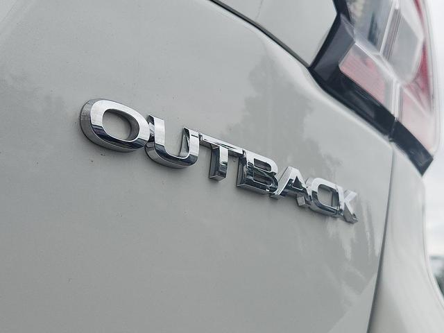 Photo of 2024 Crystal White Pearl Subaru Outback