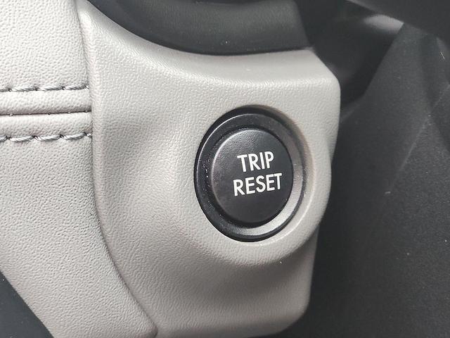 Photo of 2024 Crystal White Pearl Subaru Outback