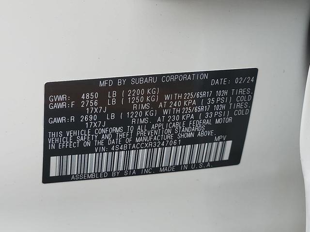 Photo of 2024 Crystal White Pearl Subaru Outback