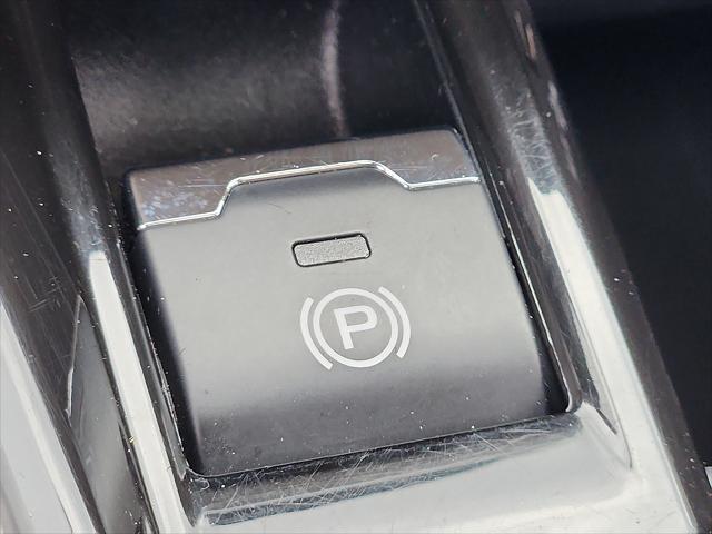 Photo of 2022 Crystal Black Silica Subaru Outback