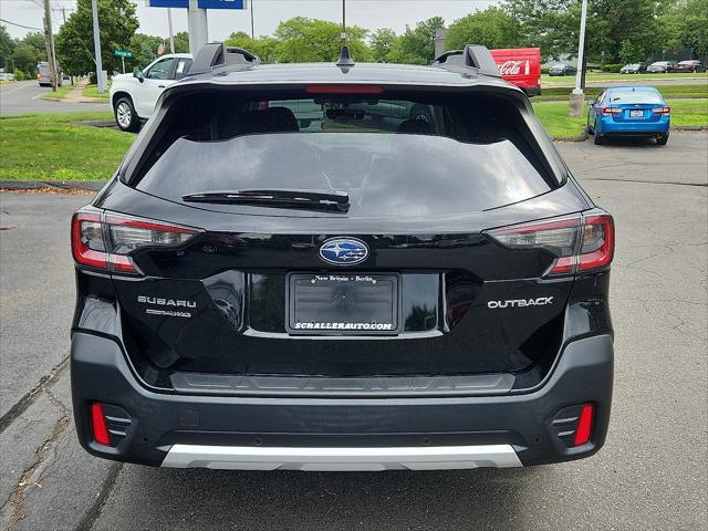 Photo of 2022 Crystal Black Silica Subaru Outback