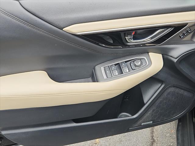 Photo of 2022 Crystal Black Silica Subaru Outback